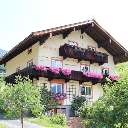 Apartment In Hopfgarten Brixental Near Ski Lift Hopfgarten im Brixental Bagian luar foto