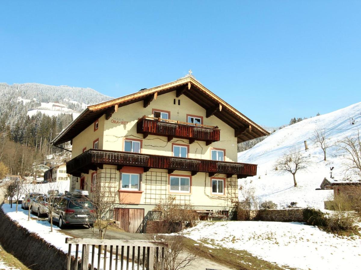 Apartment In Hopfgarten Brixental Near Ski Lift Hopfgarten im Brixental Bagian luar foto